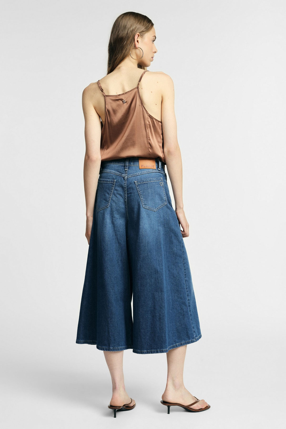 Jean cinq poches jambe large évasée bleu denim – Femme