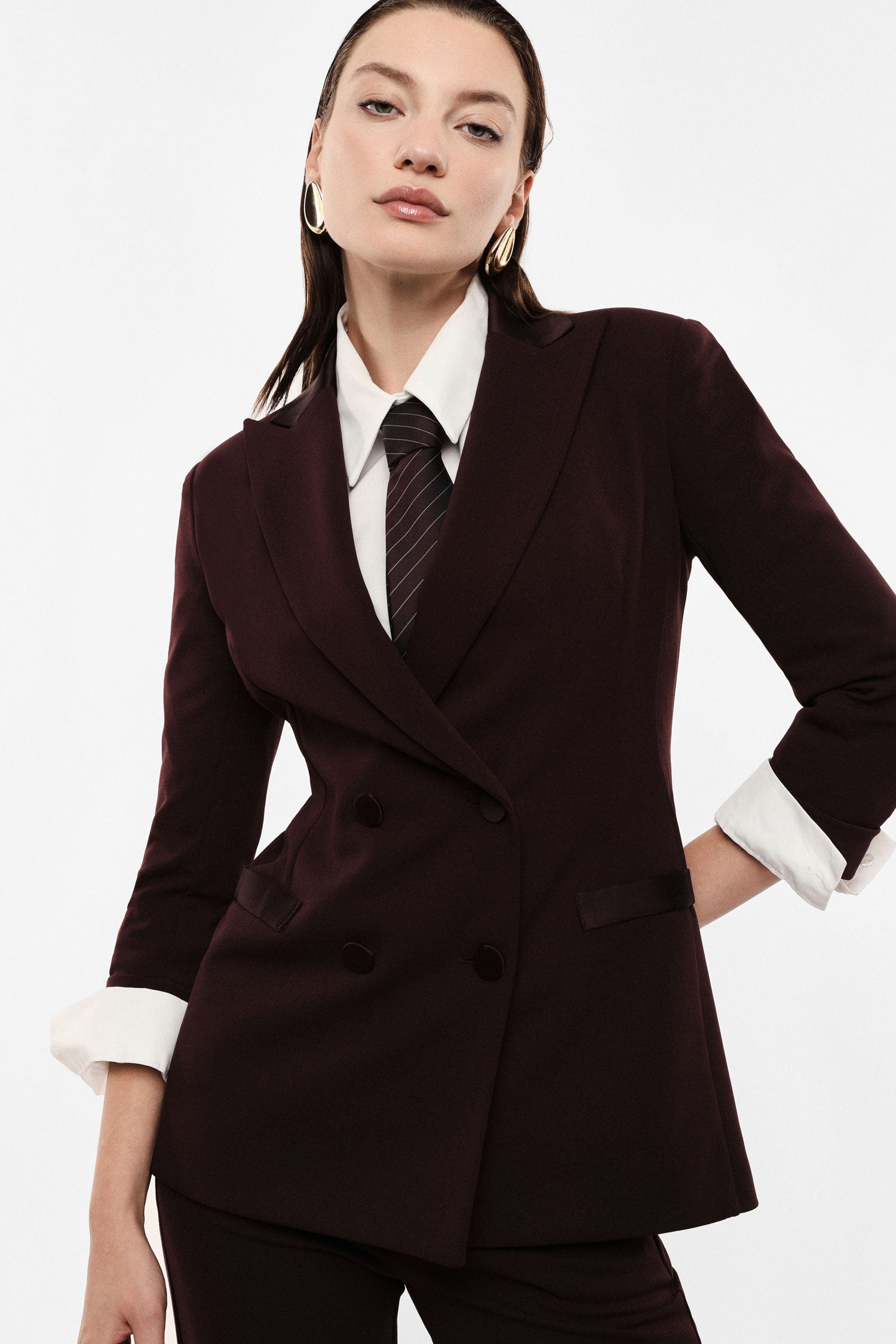 Blazer de smoking manches trois quarts bordeaux Imperial Femme vue portee
