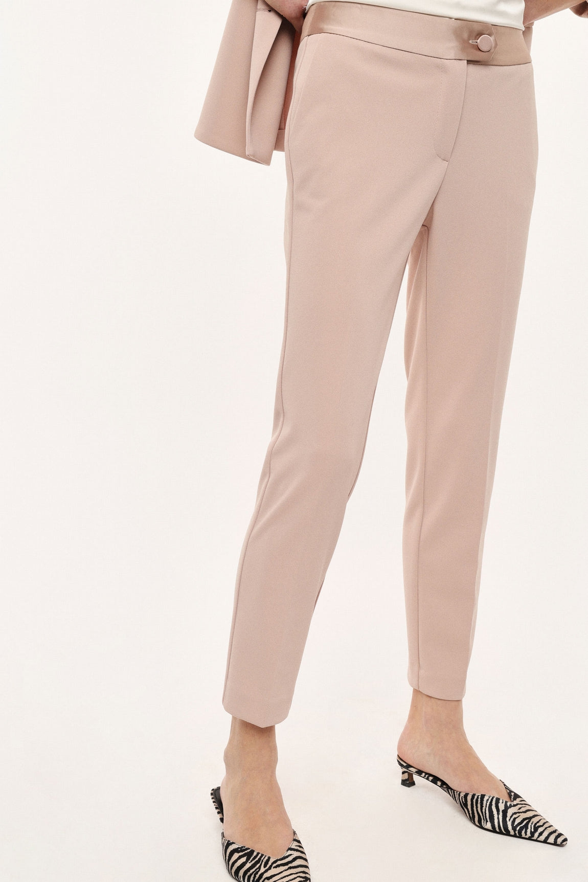 Imperial Pantalon Cipria Pvn2law