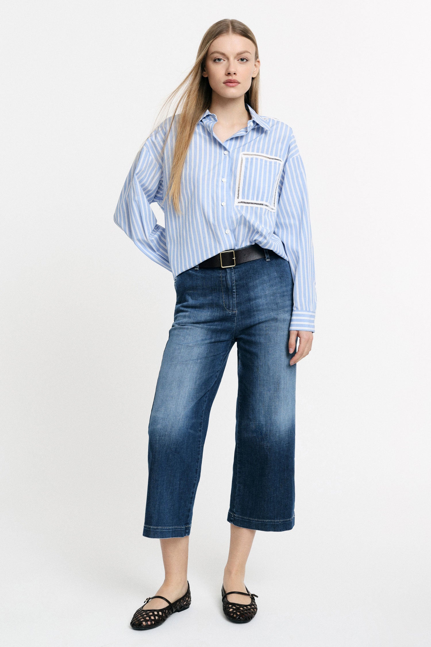Jean jambe large cropped avec ceinture Please Femme vue portee
