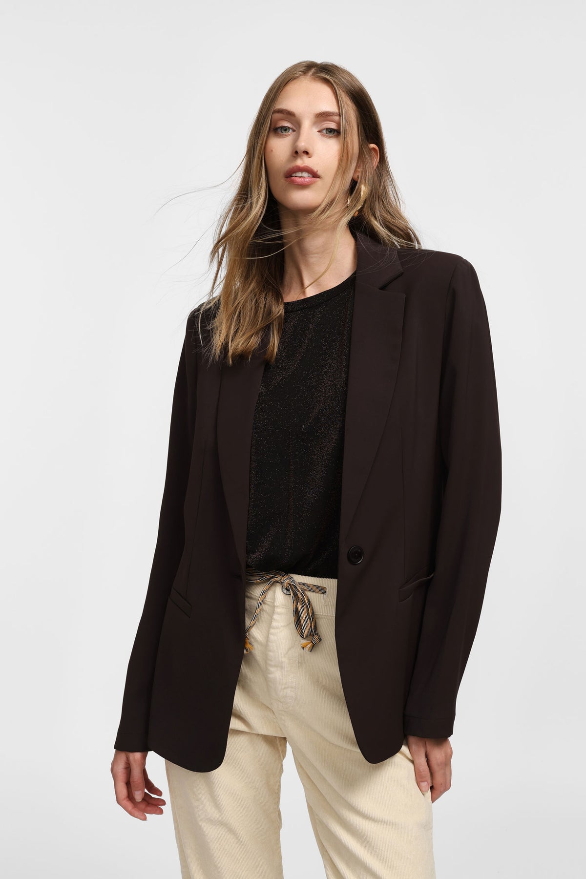 Blazer fluide en crêpe infroissable chocolat – Femme