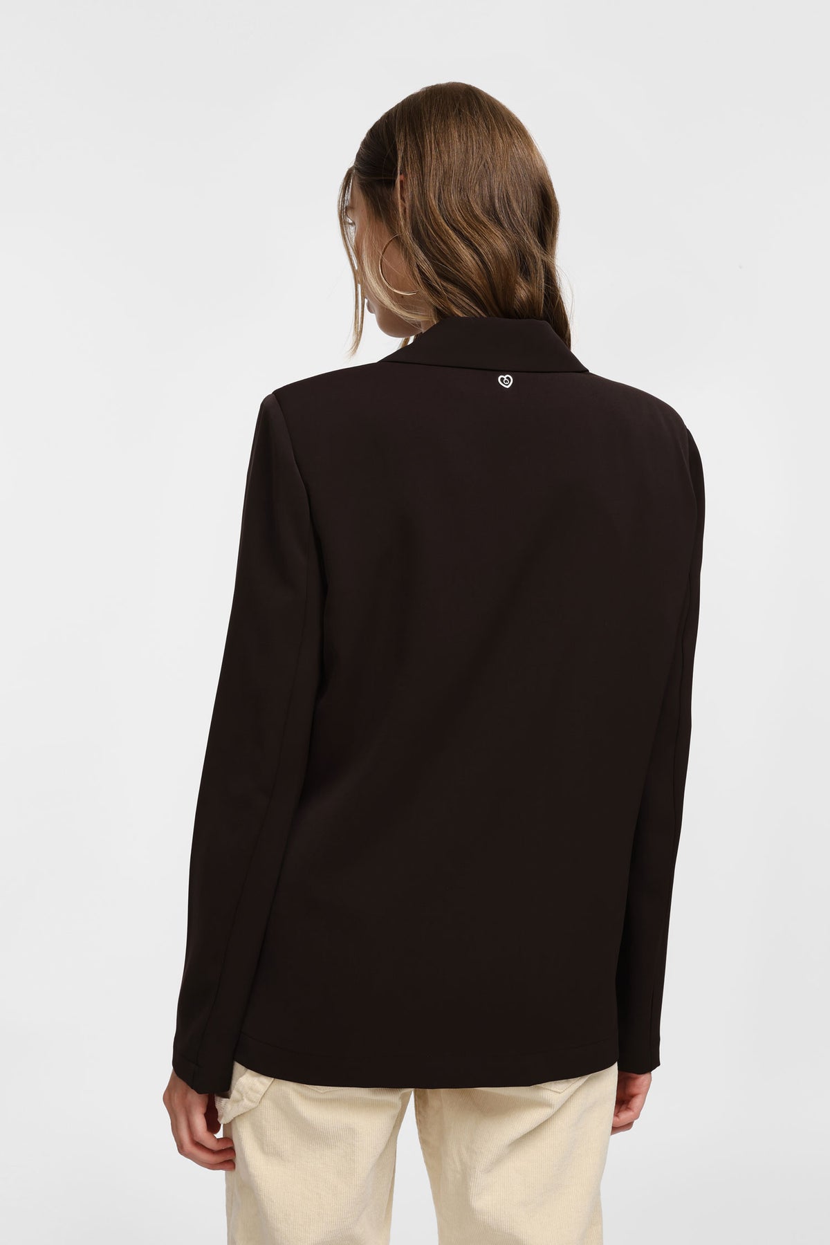 Blazer fluide en crêpe infroissable chocolat – Femme