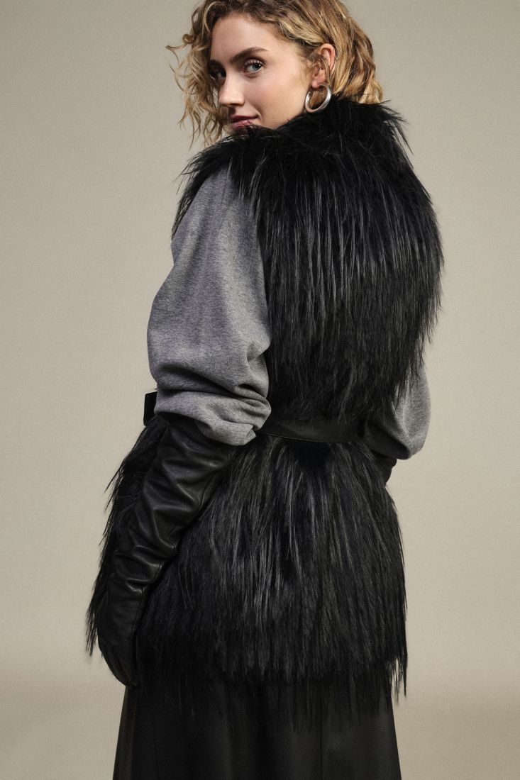 Manteau sans manches a ceinture effet fourrure longue noir Dixie Femme vue de dos