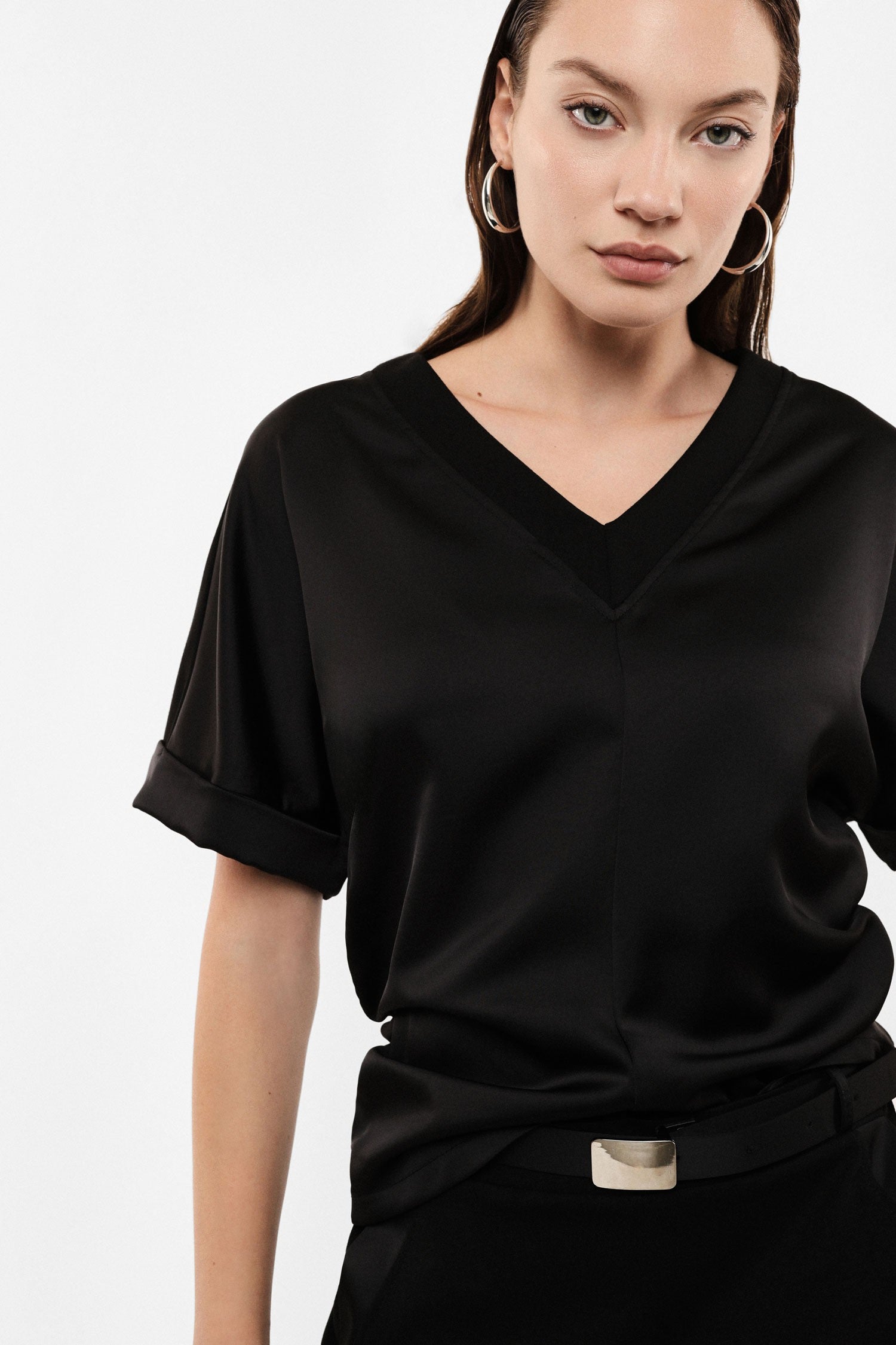 Top bimatière noir Imperial, porté de profil