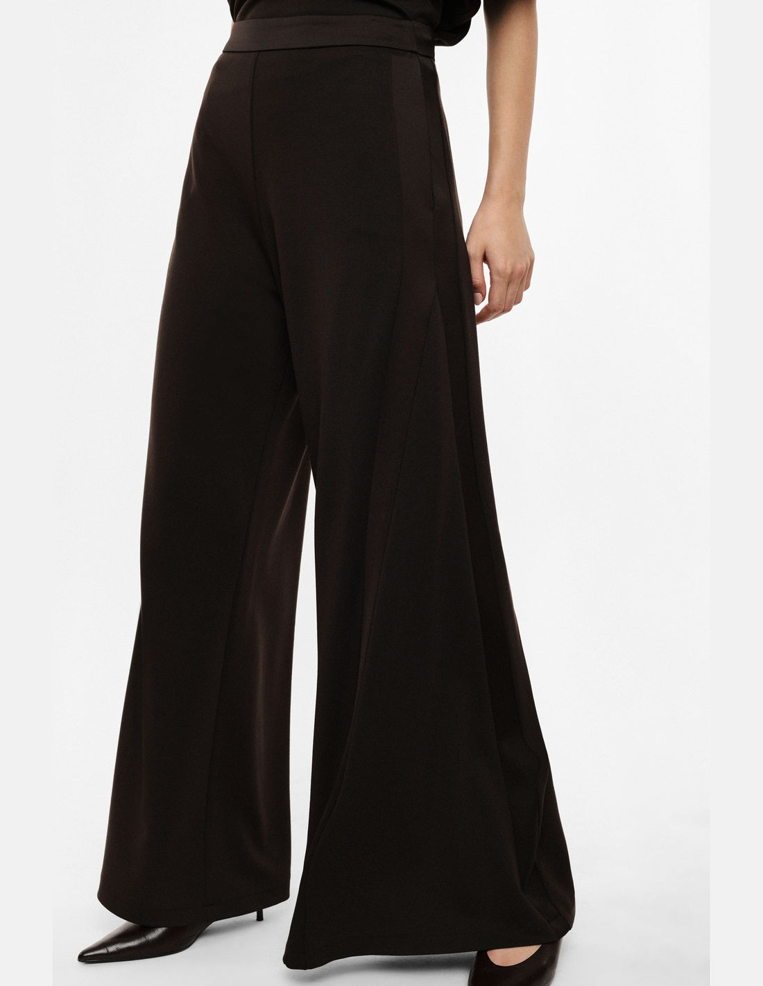 Pantalon palazzo galons satin chocolat Imperial vue portée de profil
