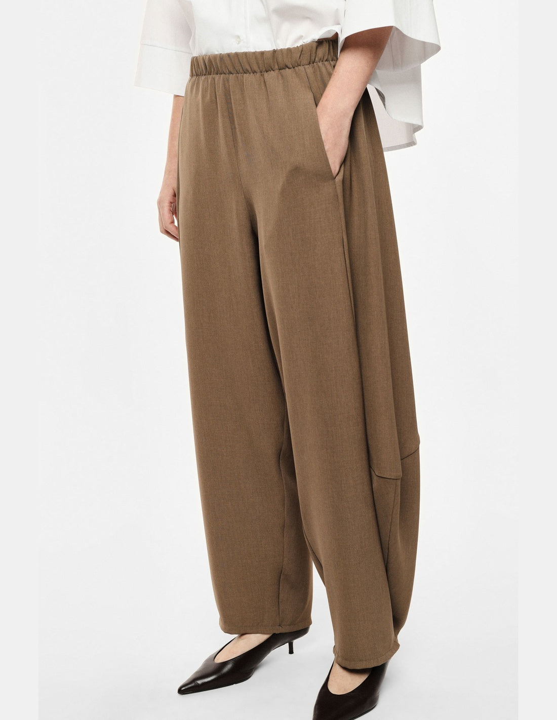 Pantalon large cropped à taille élastiquée tabac Imperial vue portée de profil